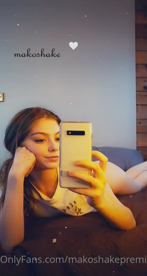 girls selfie sexy gif