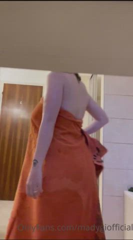 Ass OnlyFans Tease Towel gif