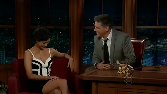 Morena Baccarin - Late Late Show craig ferguson