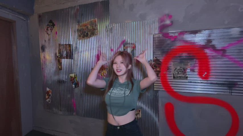 asian big tits dancing korean gif