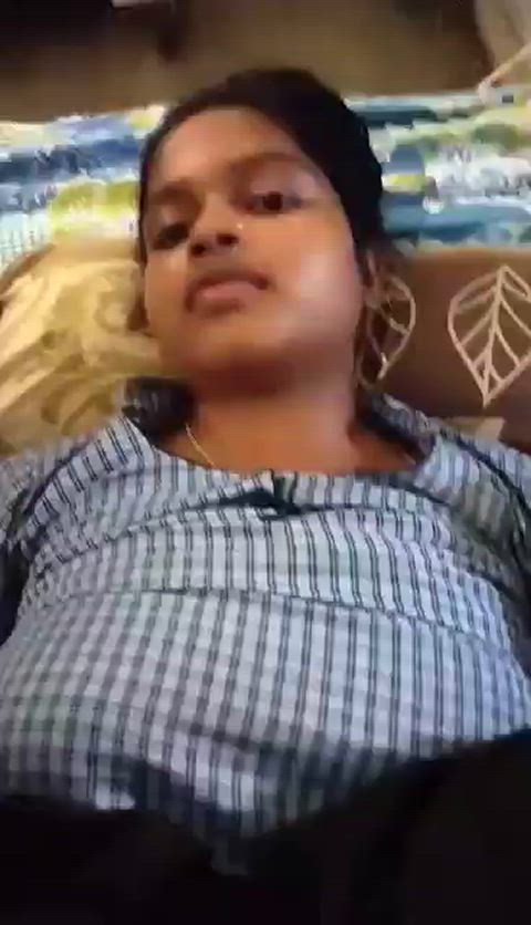 amateur big tits desi student teen tits amateur-girls indian-babes gif