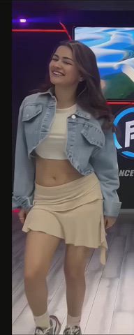 Avneet Kaur dance