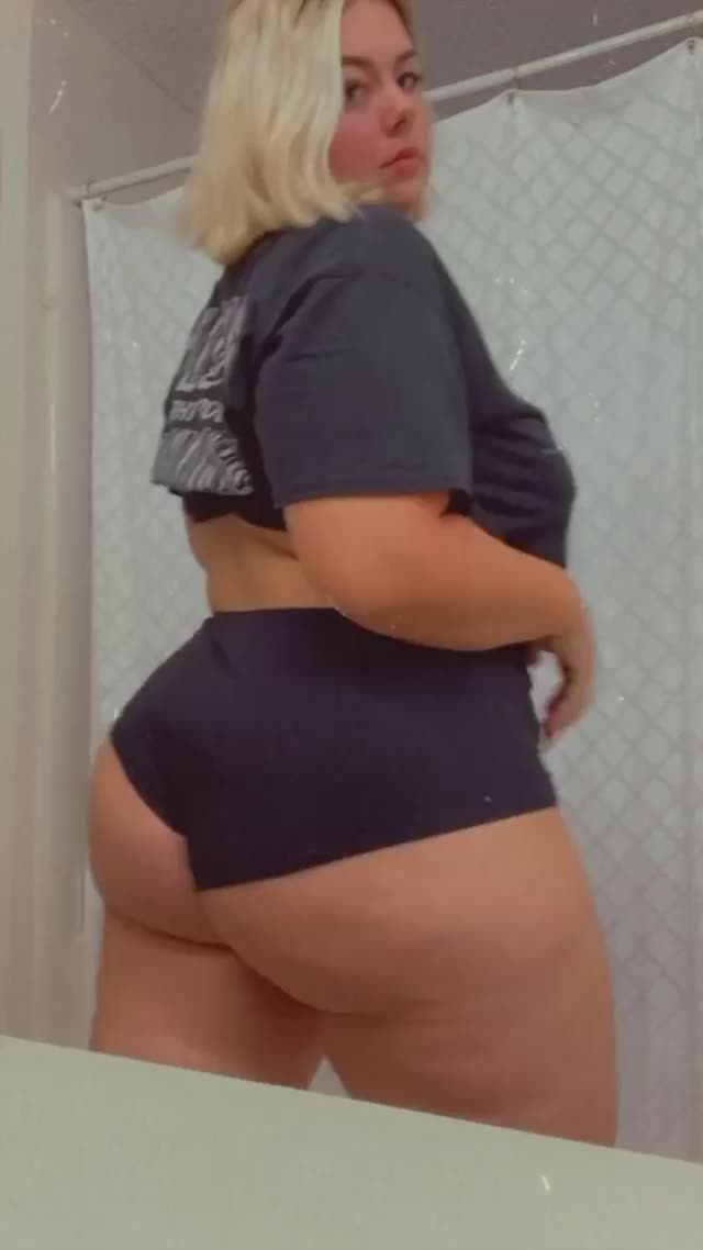 Endless pounds of phat white ass