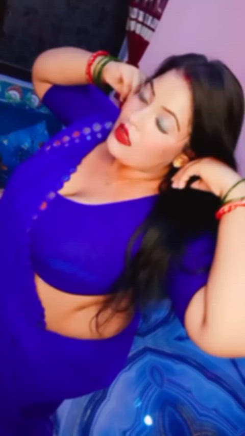 bhabi big ass big tits bouncing tits hotwife huge tits milf natural tits thick tiktok