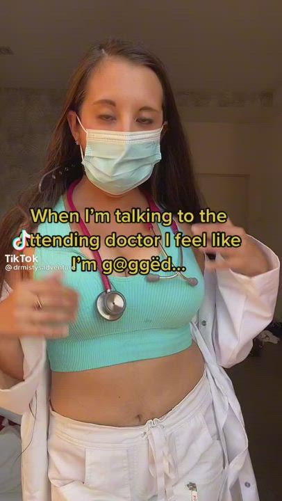 @doctormistyray explains why she has a hard time talking to attendings in clinic
