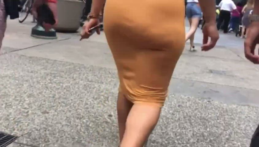 big ass candid jiggling gif