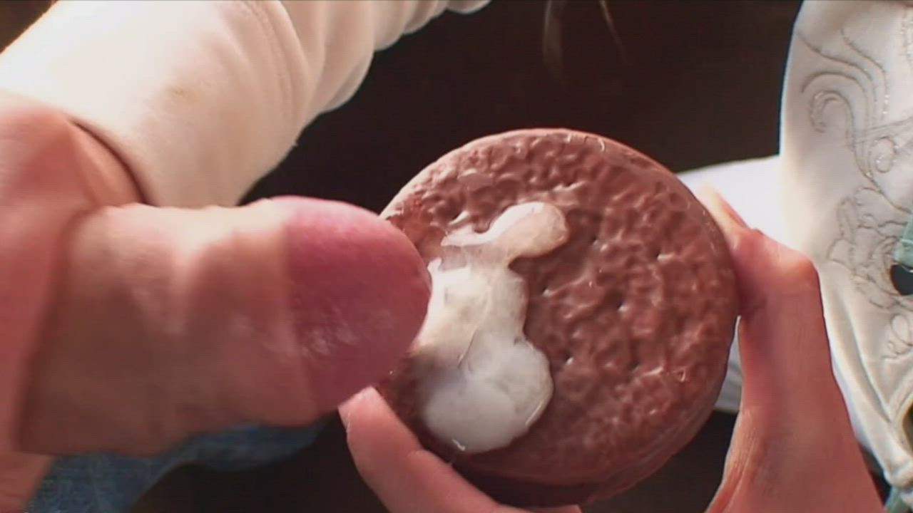 Public Limp Biscuit 💦🍪 Munching my Cum Cookie at the Beach