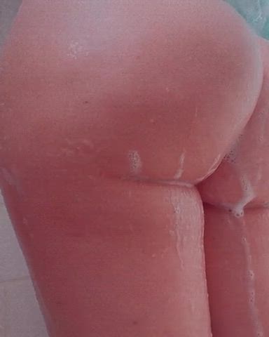 ass big ass booty shower soapy solo wet wet and messy white girl gif