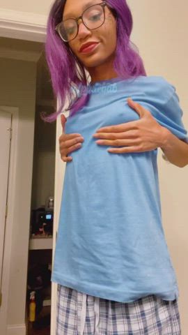 i wanted to show u how perky my xsmall boobs are ヾ(＾-＾)ノ