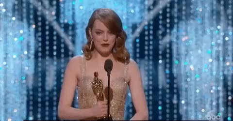 (174478) [gifv] Emma Stone