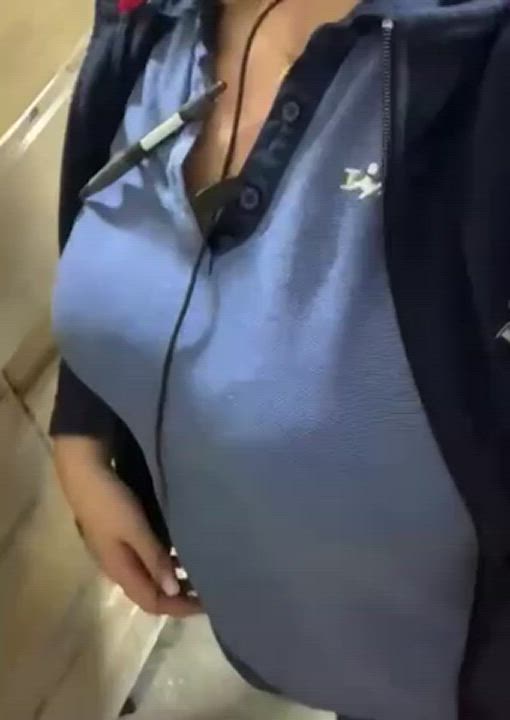 Hey I dropped my milf titties for you on my work. Hope no one of my colleagues has