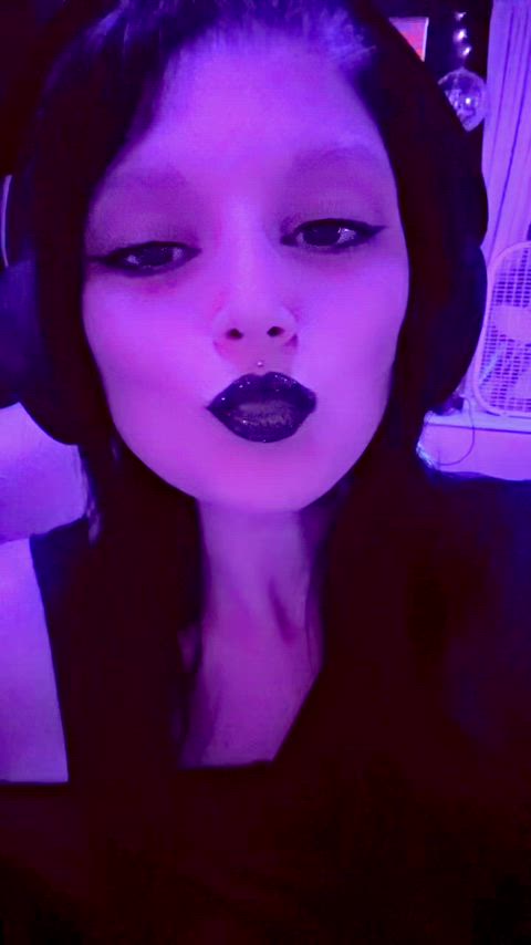 cute goth kiss lips lipstick makeup eyelash selfies sexy-eyes gif