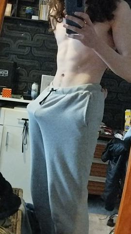 I heard someone likes sweatpants?