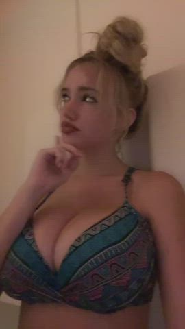 babe big tits boobs clothed cute natural tits pretty teen tits gif