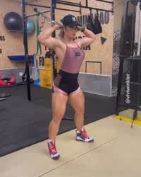 Brazilian Fitness Gym Legs Muscular Girl Workout gif