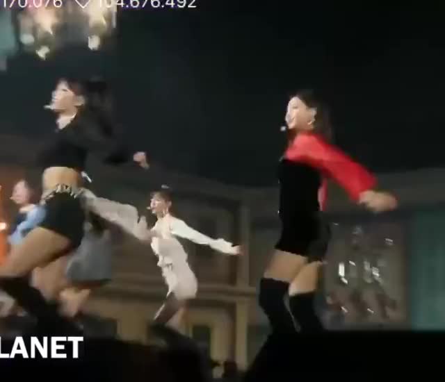 momo dance break yes or yes showcase (dance the night away)