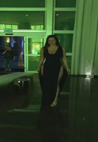 Big Ass Busty Curvy Dress MILF Pawg Thick gif