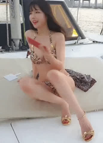 asian ass boat booty cuckold cuckquean doggystyle heels swimsuit gif