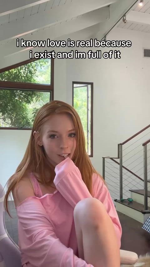 Redhead Madi Collins (she’s just too pretty)