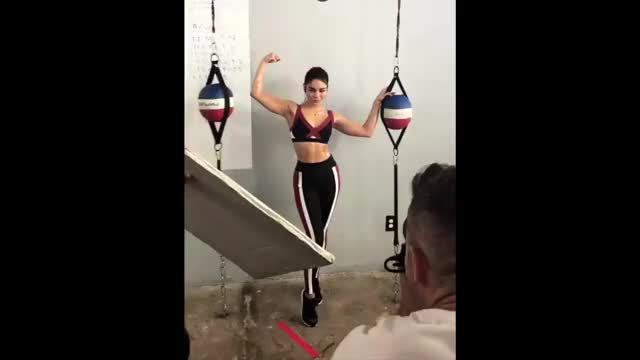 Vanessa Hudgens IG Fit AF