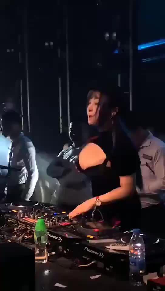 Being a Female DJ seems to come with certain benefits
