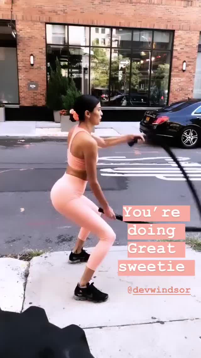 Nicole Williams IG Live (4)