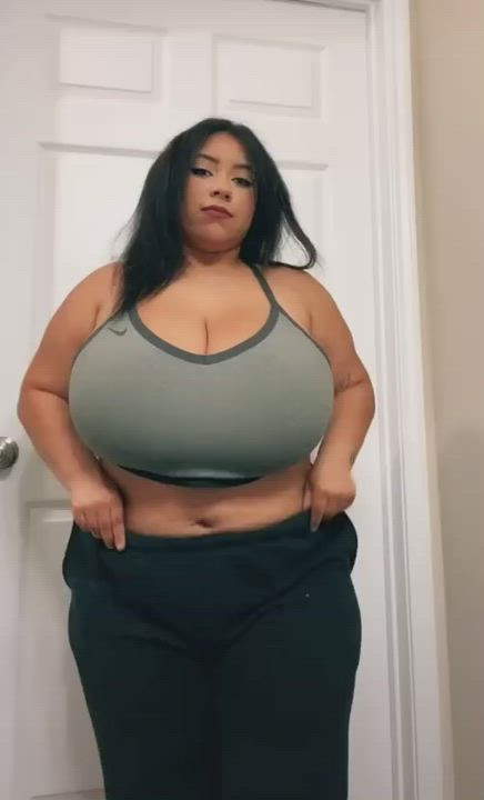 Big Tits Busty Solo gif