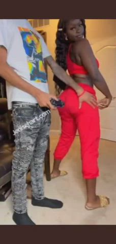 Big Tits Blowjob Ebony Sister Twerking gif