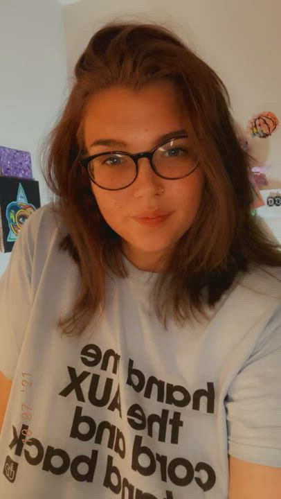 Feeling so cute with my new hair cut ??‍♀️ Do you like it? ?(21F)