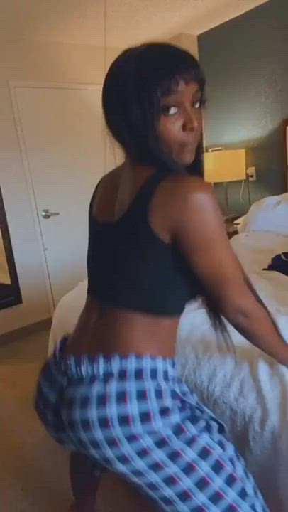Big Ass Ebony Latina Twerking gif