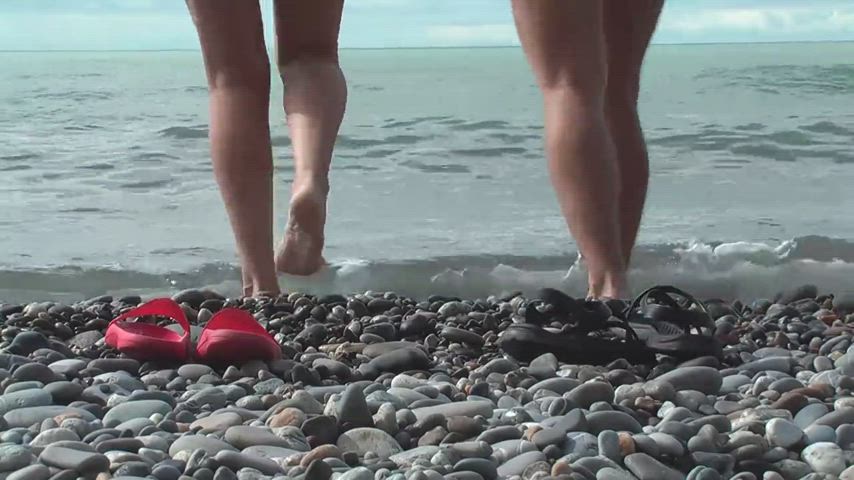 ass beach couple gif