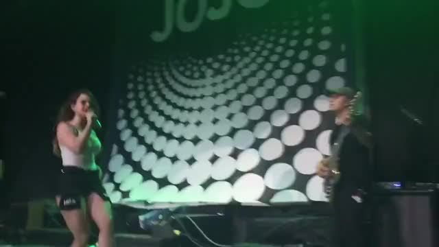 Joanna 'JoJo' Levesque - Live Performance in Atlanta