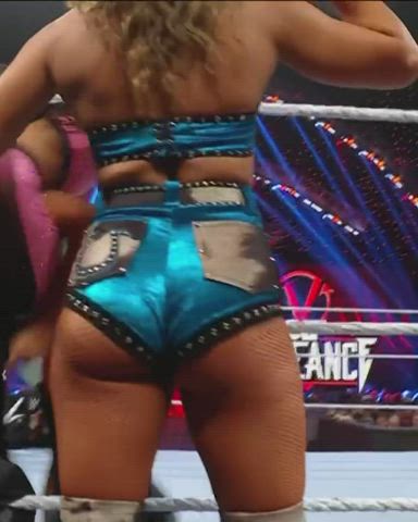 ass big ass booty country girl jiggling thick thighs wrestling gif