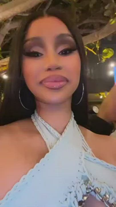 Cardi B Lips Wet Pussy gif