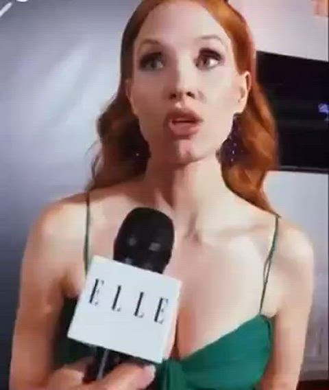 cleavage jessica chastain redhead gif