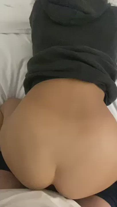 Hot girl get fucked by a giant cock [F] [M]