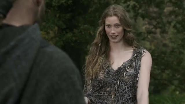 Alyssa Sutherland in Vikings