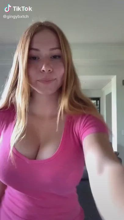 Big Tits Teen TikTok Porn GIF by tiktokslut