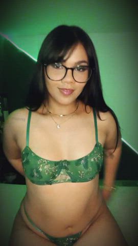 do you like the green color? My Snapchat Osdd24, Kik: Osd.21, Telegran Oshy21, Fansly