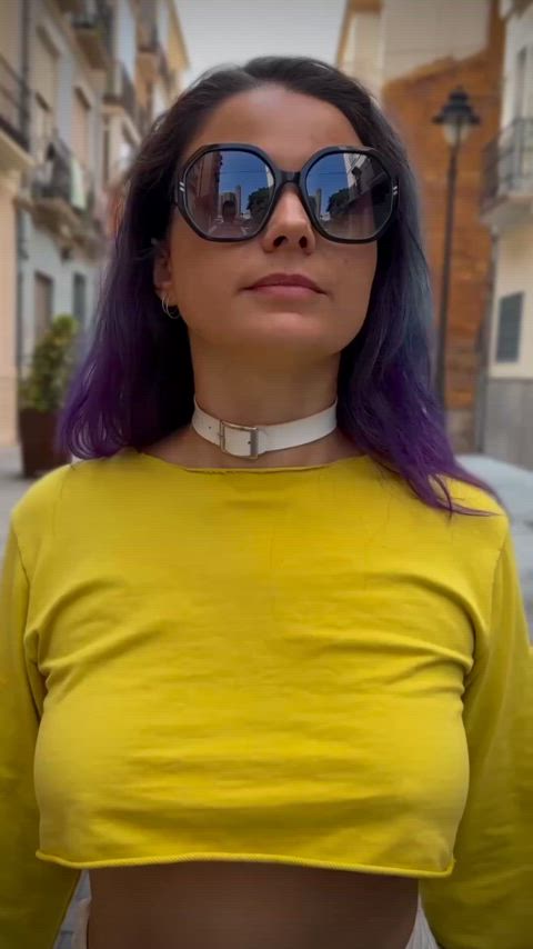 braless milf public tits underboob hotwife-lifestyle just-boobs gif