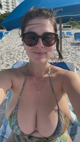beach bikini tits gif