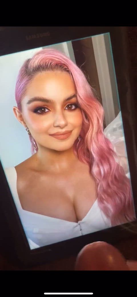 Ariel Winter [re-upload from old account]