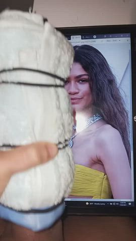 Zendaya Homemade Fleshlight Cum Tribute [ click redgifs for sound ]