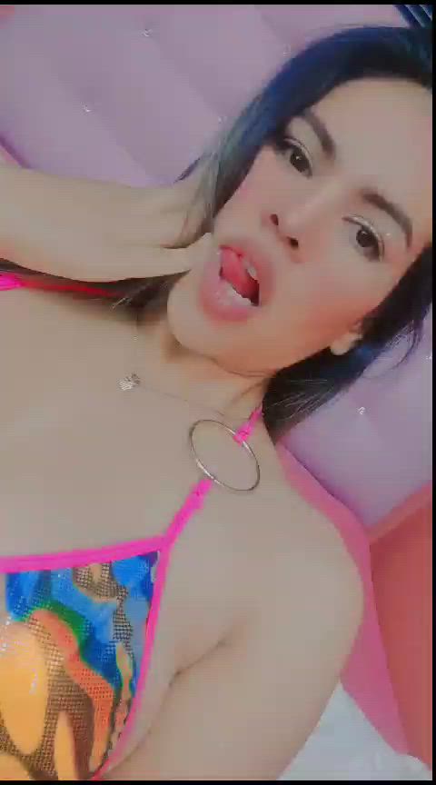 latina lingerie natural tits non-nude seduction sensual venezuelan gif