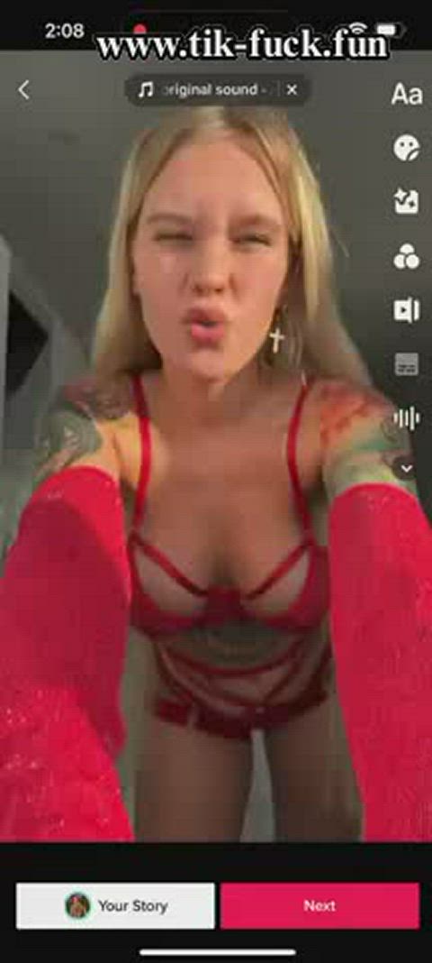 amateur big tits boobs cute pussy sex solo teen tiktok tits gif