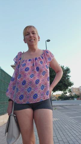 Flashing them with my camel toe shorts for you!