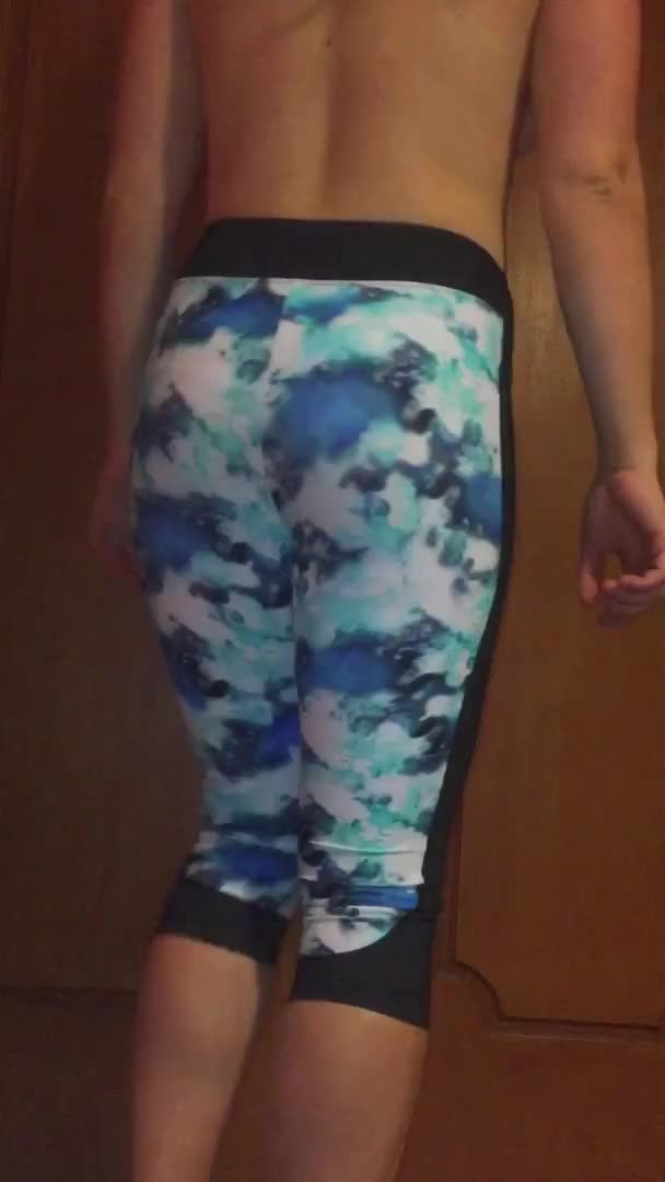 Tried to match my panties with my colourful leggings on my [f]irst post