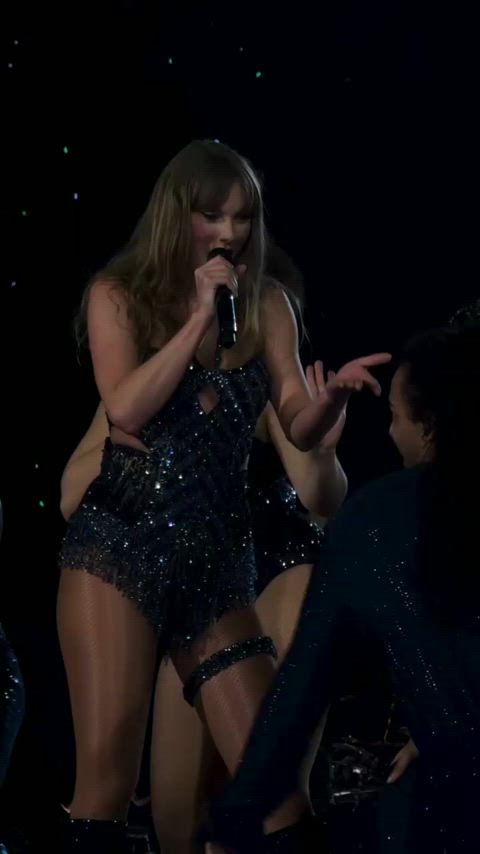 celebrity sexy taylor swift gif