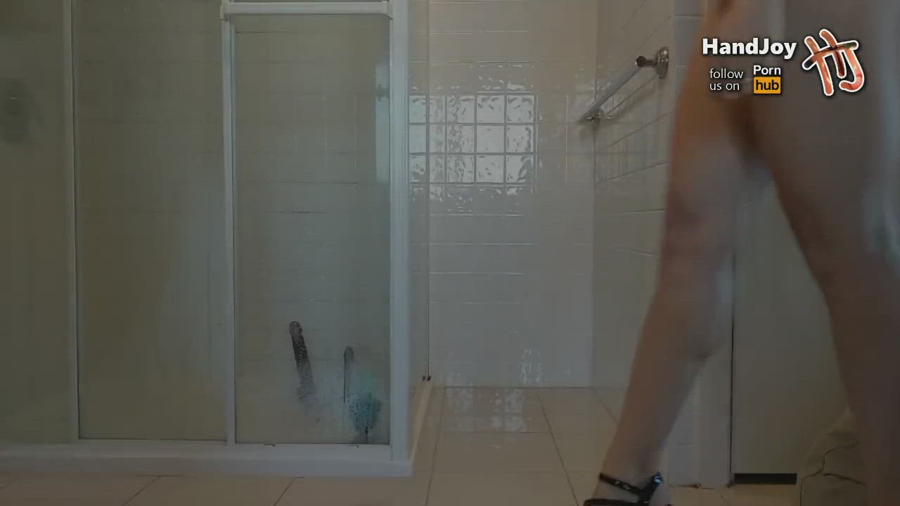 Bathroom Big Ass Female Fitness High Heels Tanned gif