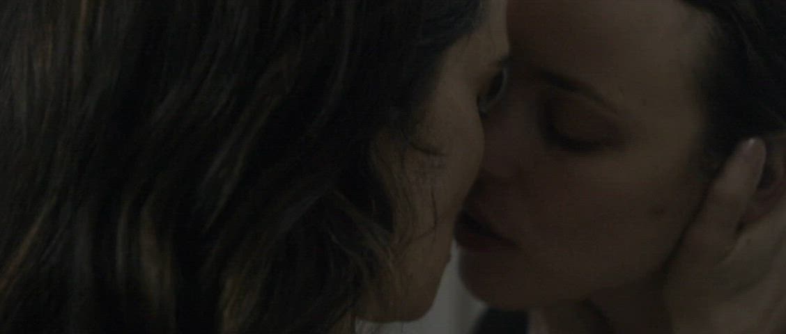 celebrity female kissing lesbian rachel mcadams rachel weisz tongue fetish gif